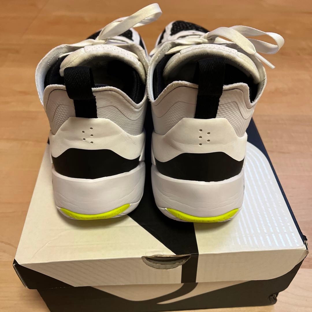 ジョーダン ルカ１ JODAN LUKA1 PF 白/黒 28.5