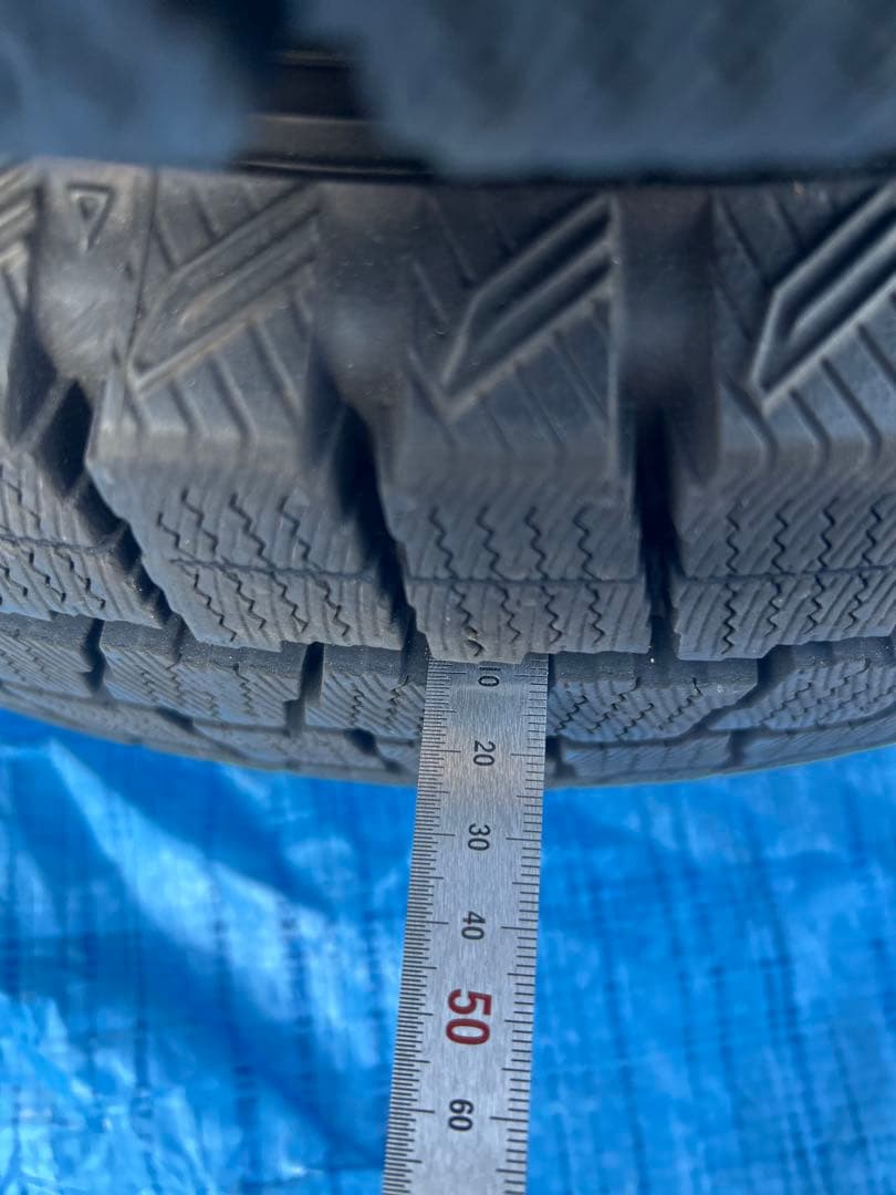 Satoshi様用 ハイエース用 2022年製 スタッドレスタイヤ 4本セット