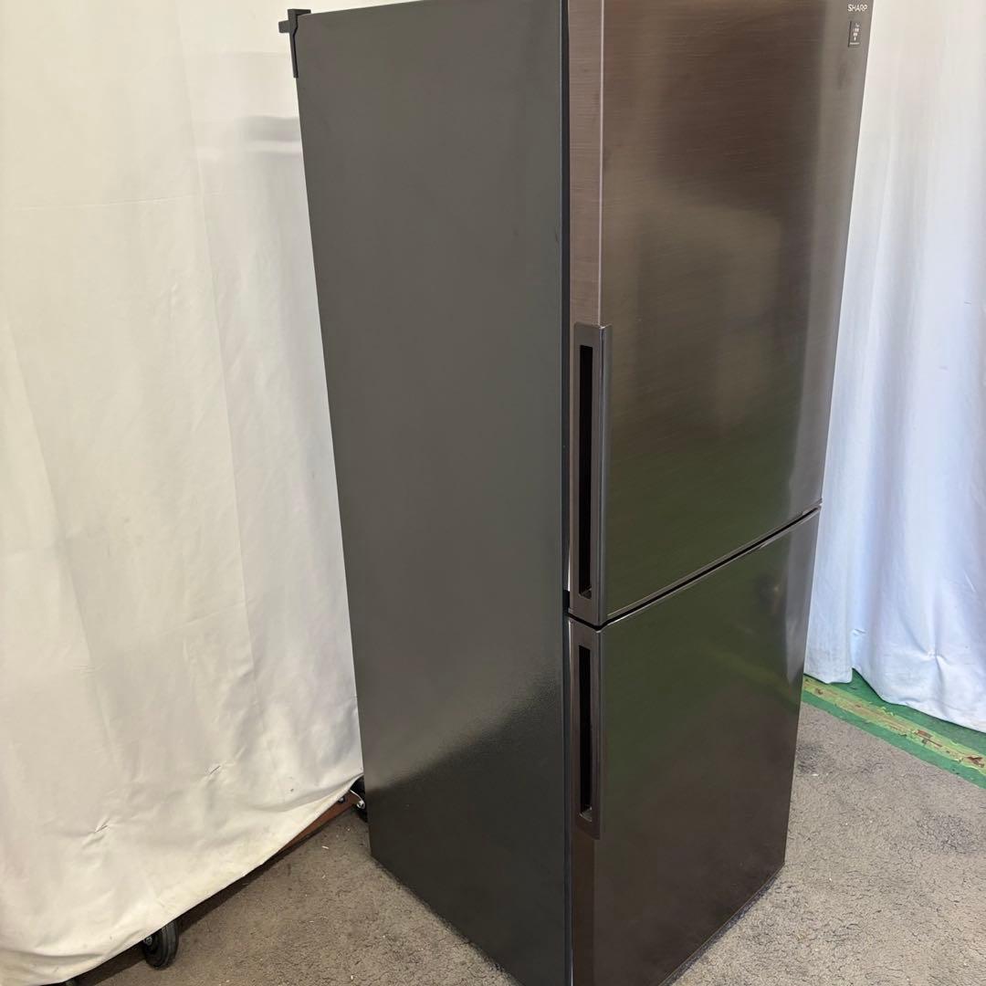 mari  806　シャープ　冷蔵庫　23年製　200-300ℓ　右開き