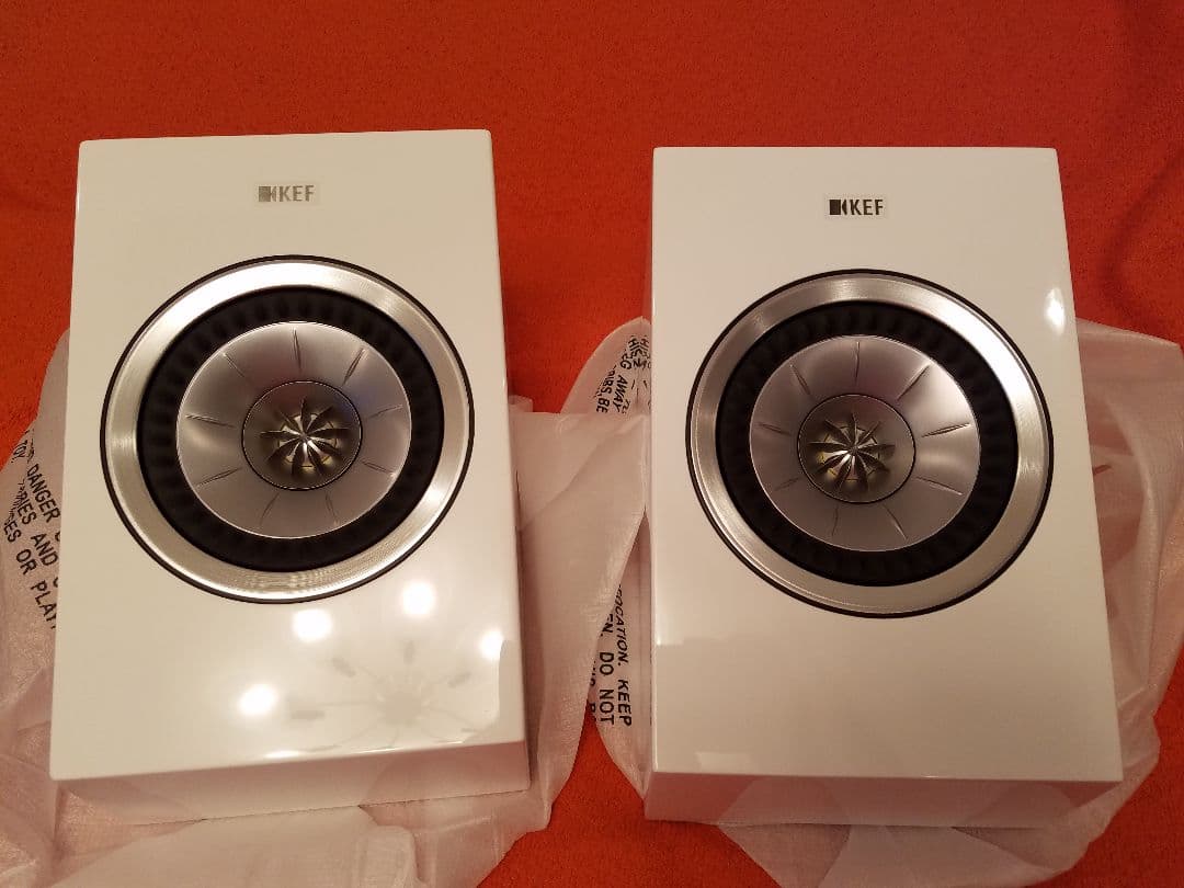あか KEF R50 Dolby Atmos サラウンドスピーカー