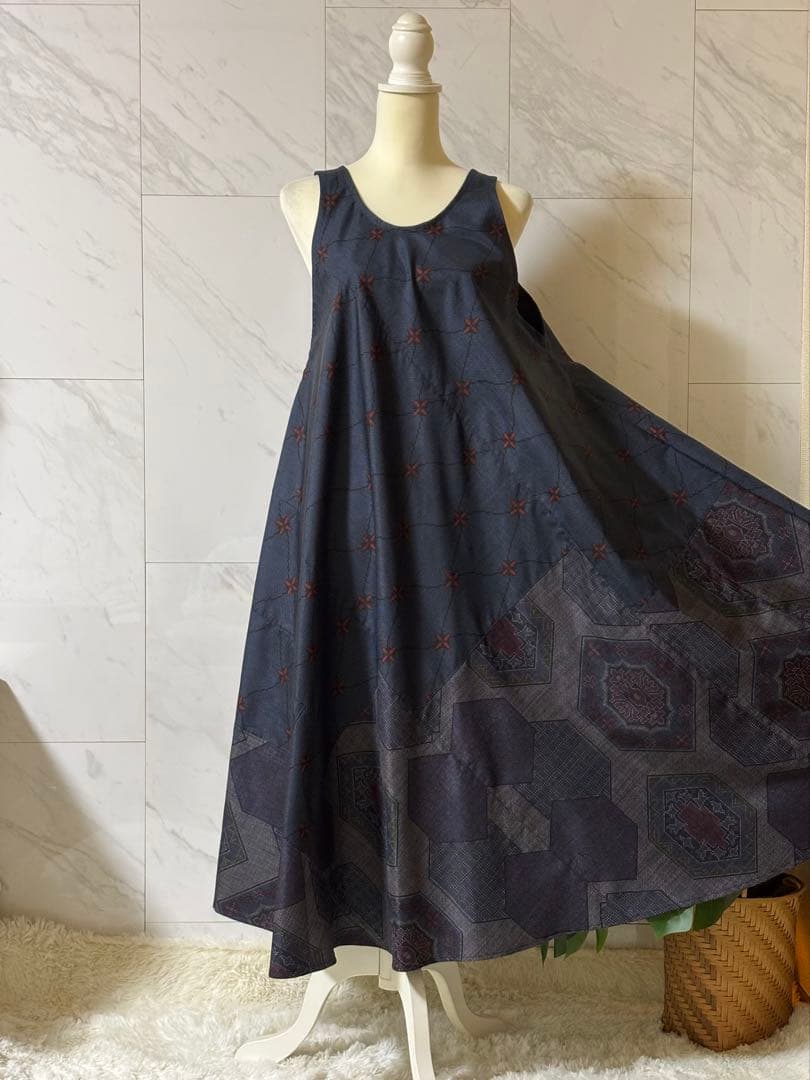 2-17大島紬リメイク　大島紬ロングワンピース　大島紬ジャンパースカート