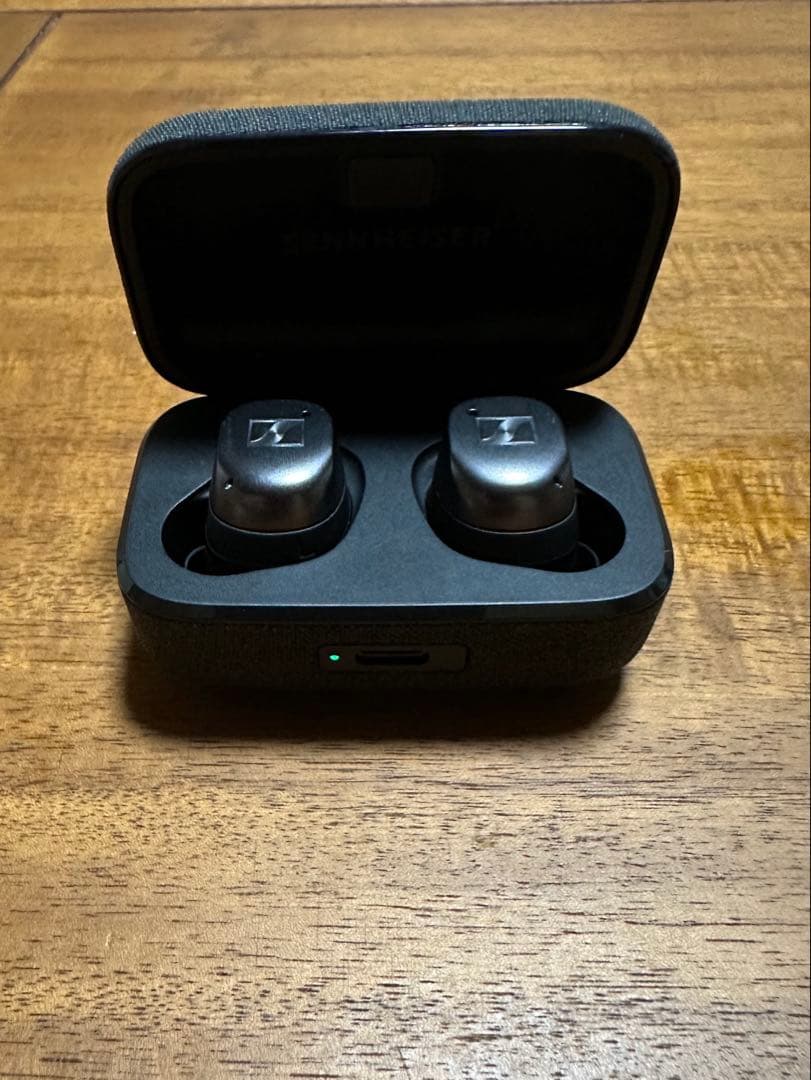 【美品】MOMENTUM True Wireless 4（ブラック）保証書あり