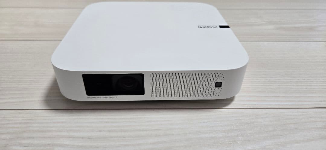 XGIMI Elfin プロジェクター 本体 箱有り スタンドあり