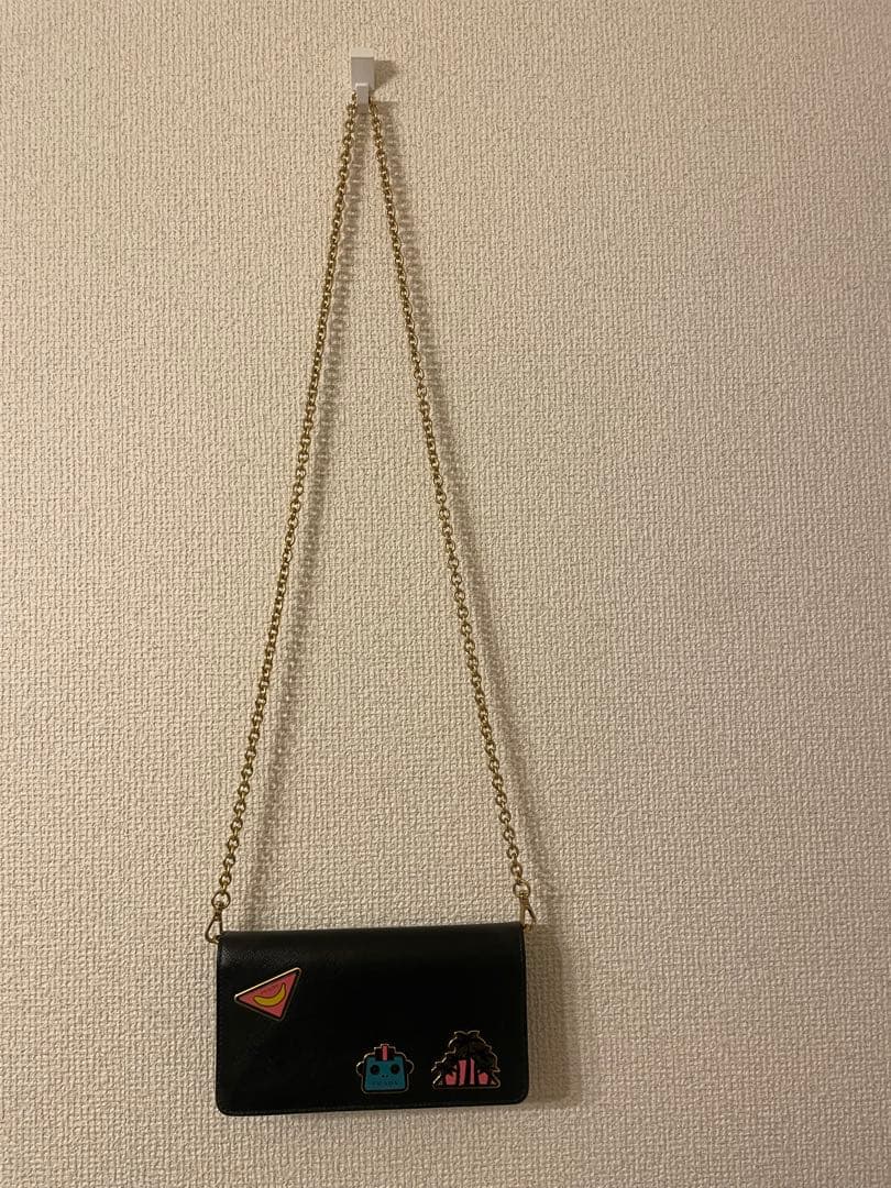 PRADA お財布ポシェット