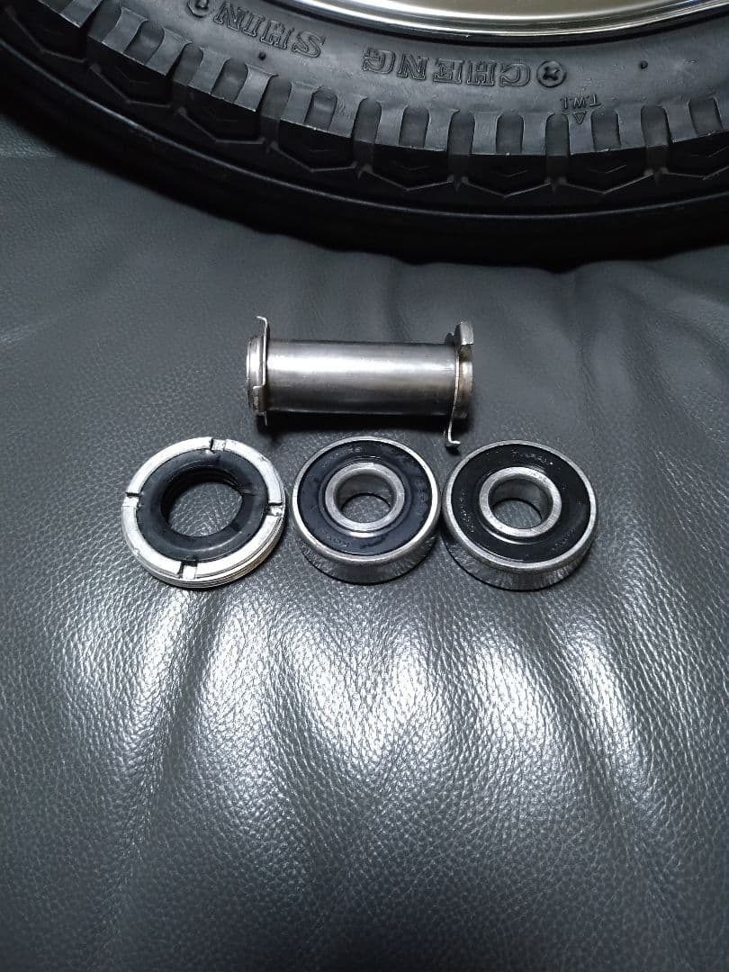 旧CB400FOUR 　旧ヨンフォア　19インチカスタムホイール＆タイヤ