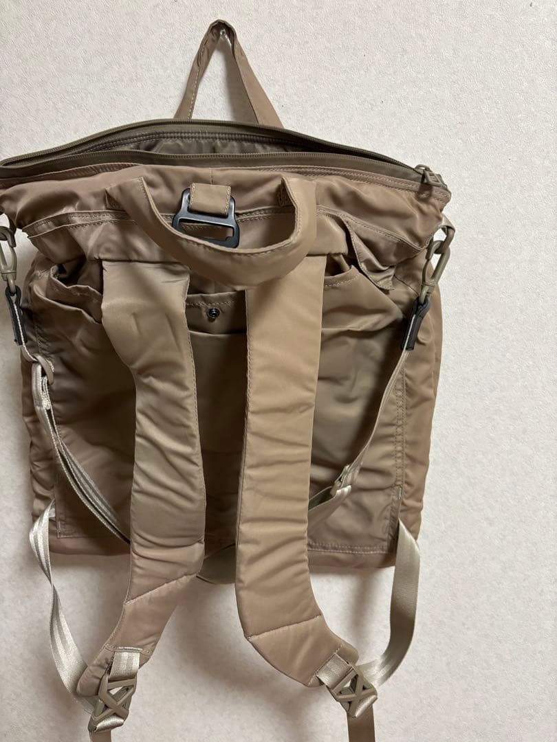 F/CE ベージュ ヘルメットバッグ
