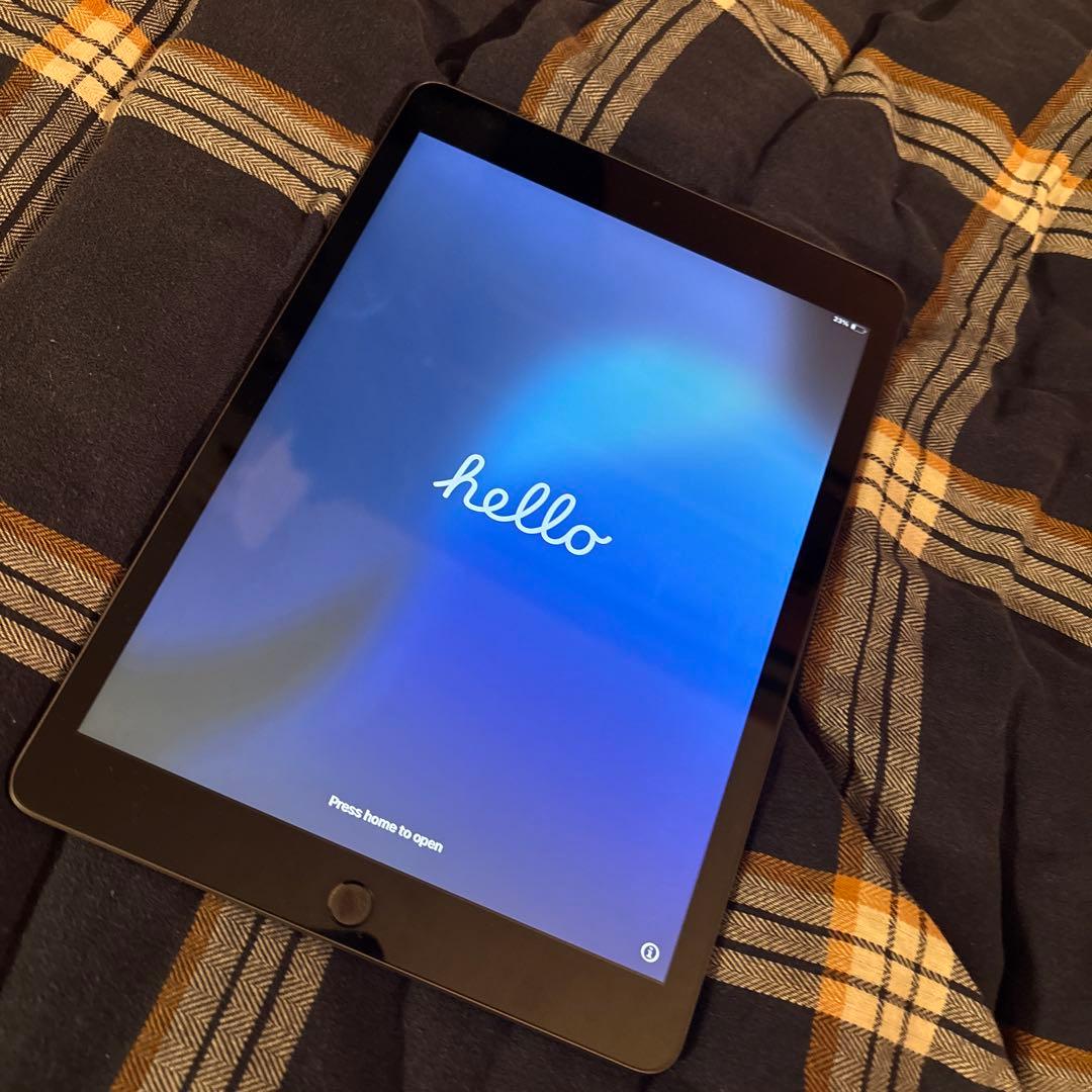 『早い者勝ち‼️』iPad 7 本体　今週までこの価格