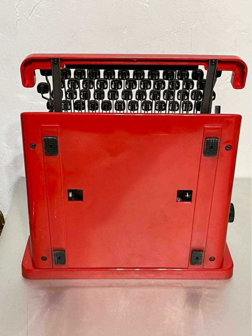 【希少名作】Olivetti Valentine オリベッティ バレンタイン 赤