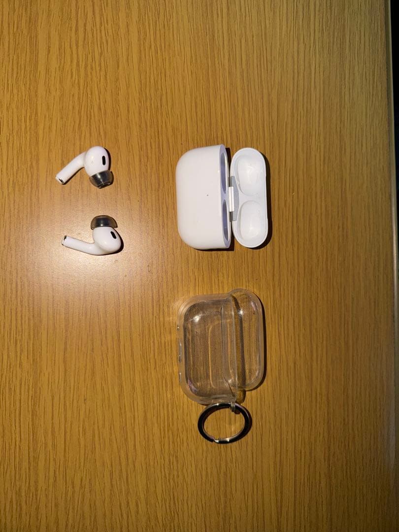 AirPods pro 2 ホワイト 充電ケース付き