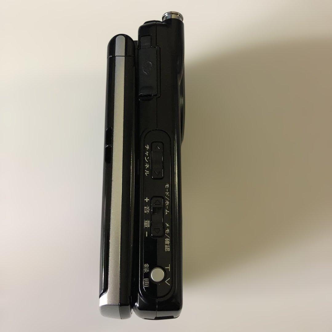 P901iTV ブラック 携帯電話本体