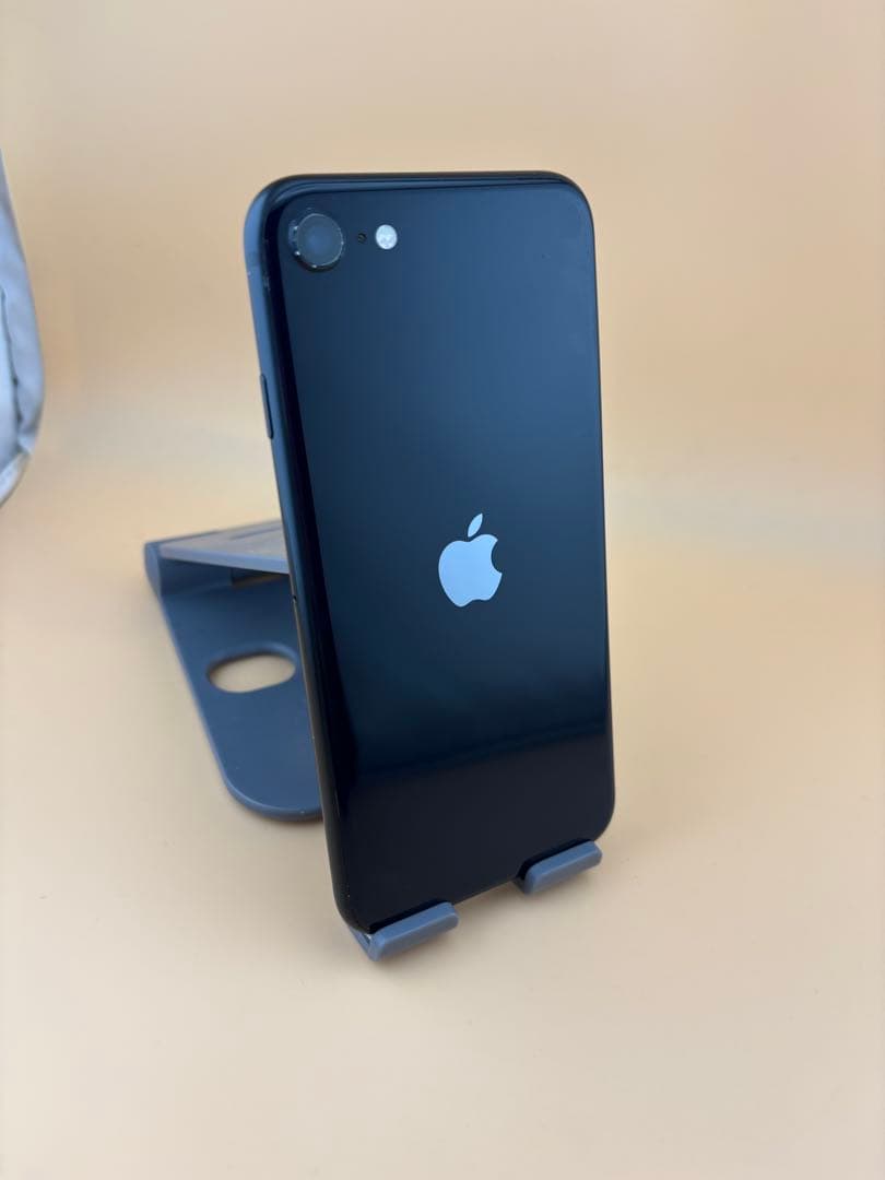 iPhone SE 第3世代 64GB ミッドナイトバッテリー純正87%