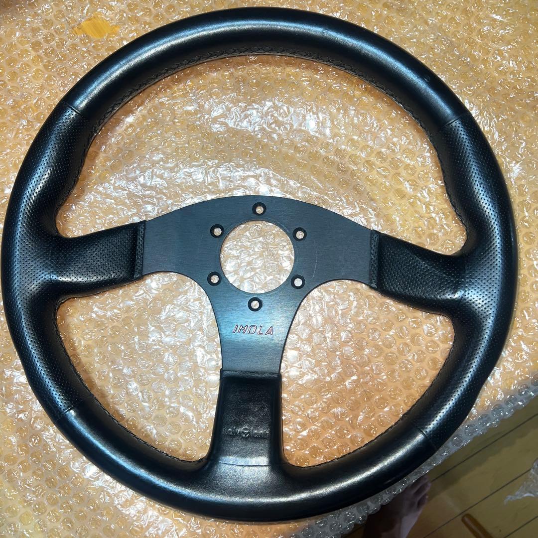 italvolanti イタルボランテ イモラ パンチング レザーステアリング