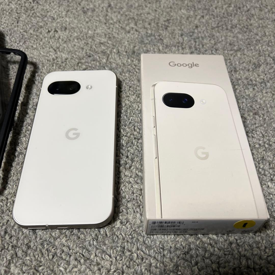 【未使用に近い】　Google Pixel 9a porcelain
