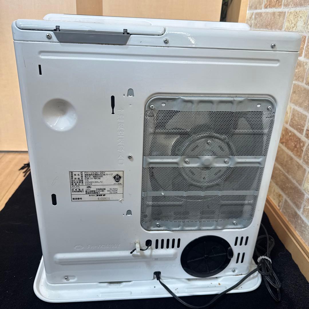 CORONA 石油ファンヒーター 2019年製 ホワイト　動作確認済み