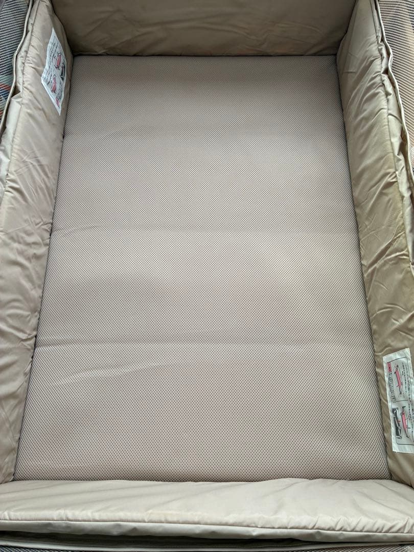 #美品#ココネルエアー　ココアブラウン　ベビーベッド アップリカ