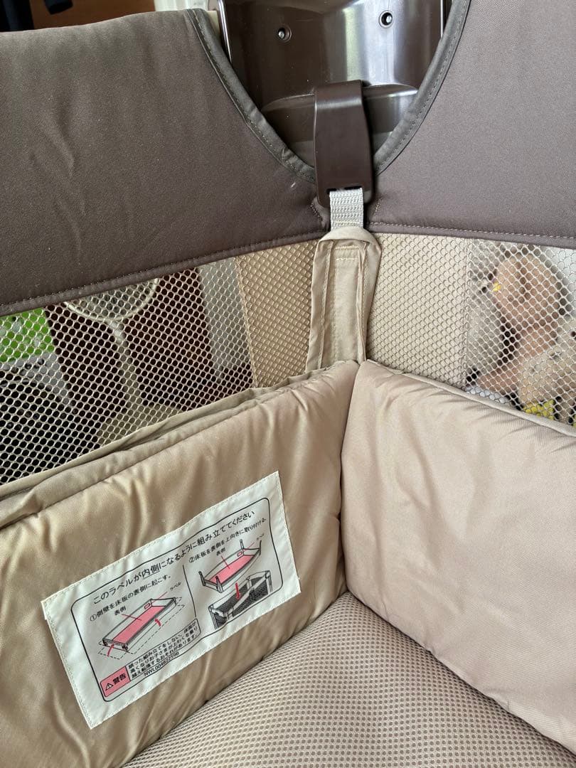 #美品#ココネルエアー　ココアブラウン　ベビーベッド アップリカ