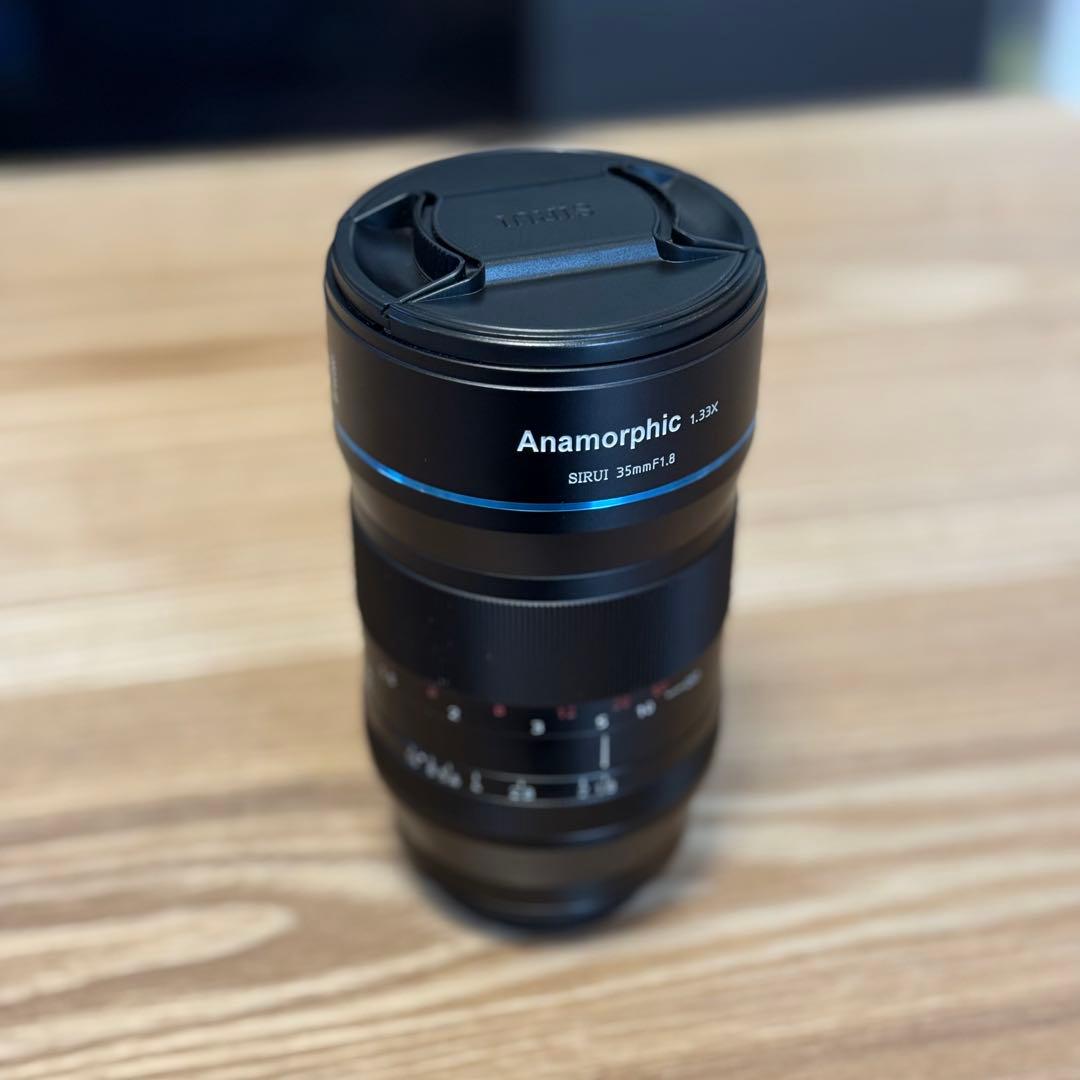 SIRUI 35mm F1.8 1.33x M4/3 アナモルフィックレンズ