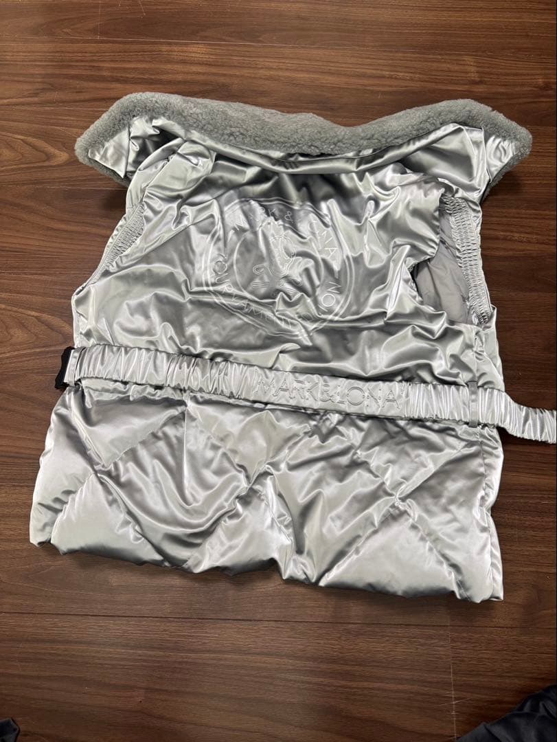 やす君プロフ確認さま専用 マークアンドロナ　ダウンベスト　シルバー