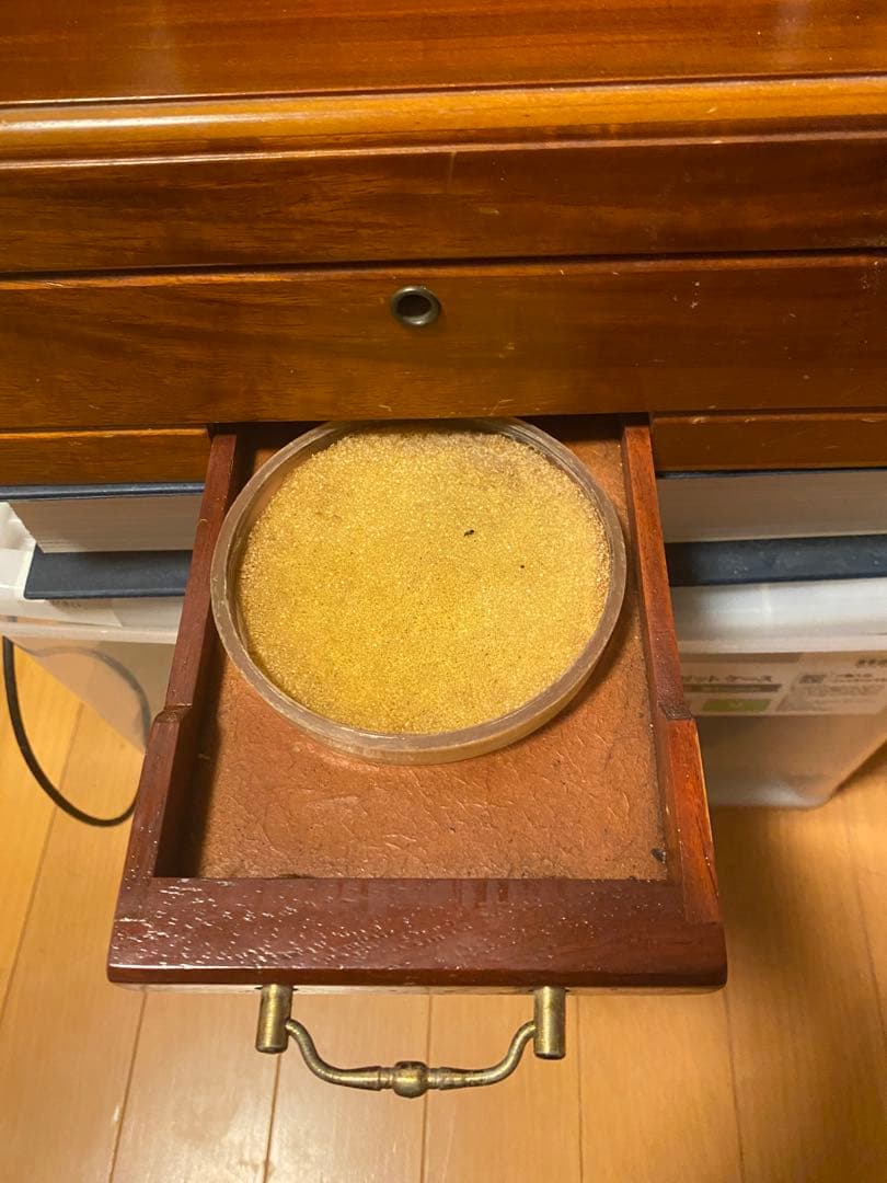 葉巻用ヒュミドール（木製シガーボックス】湿度計と湿度管理機能付、オマケ付！