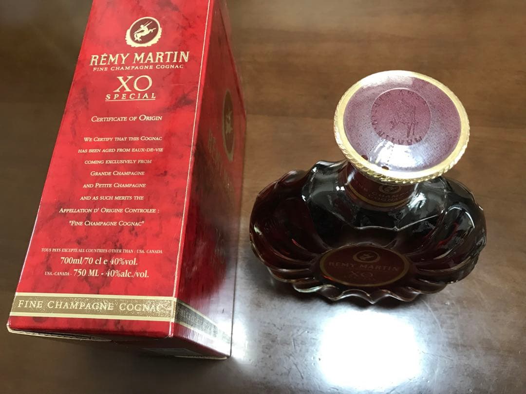 【新品・箱付き】レミーマルタンXO SPECIAL 700ml ブランデー