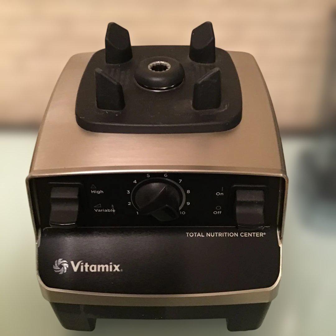 ヒロキ★【正規品｜百貨店購入｜美品】 Vitamix pro500