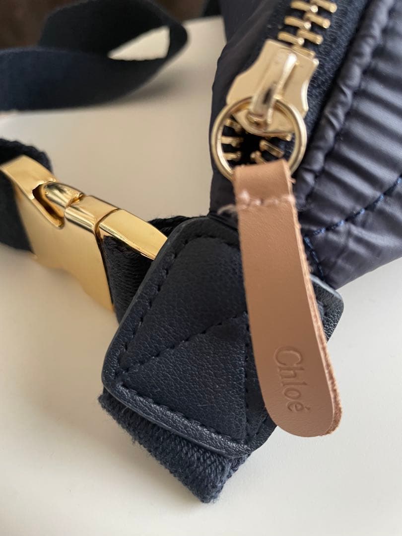 Chloé ネイビー ボディバッグ最終価格！