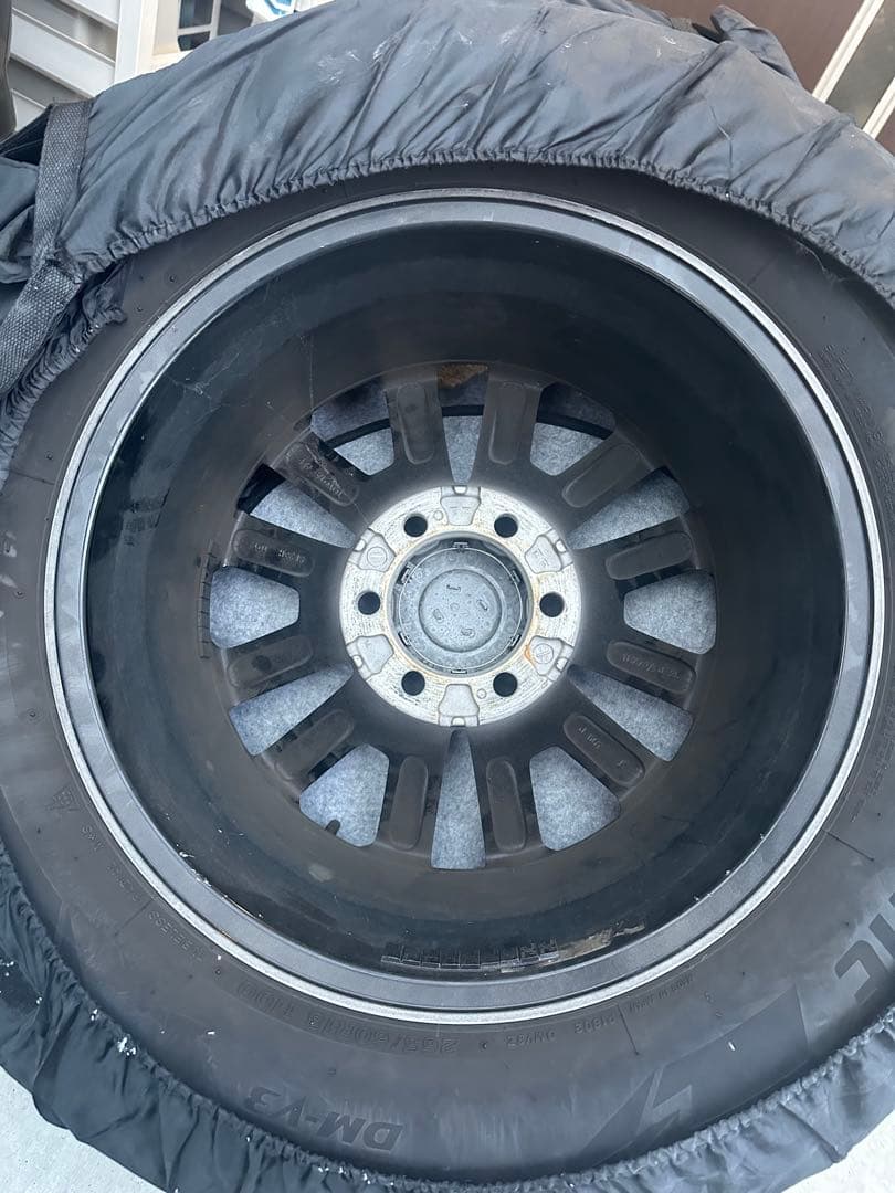 4本セット　プラド150後期　ブラックエディション　ブリヂストン　スタッドレス