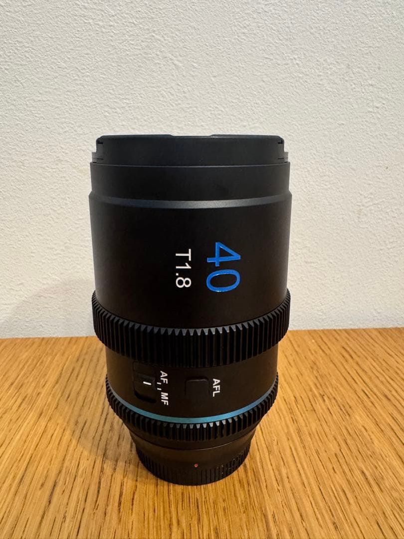 【極美品】SIRUI 40mm T1.8 アナモルフィックレンズ　Eマウント