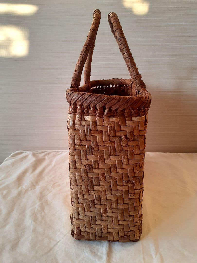 ※交渉中　国産　胡桃　くるみ　網代編みかご　かごバッグ