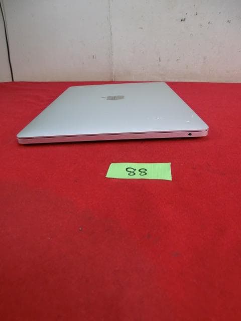 88：MacBook Pro A1708　部品取り専用　ジャンク