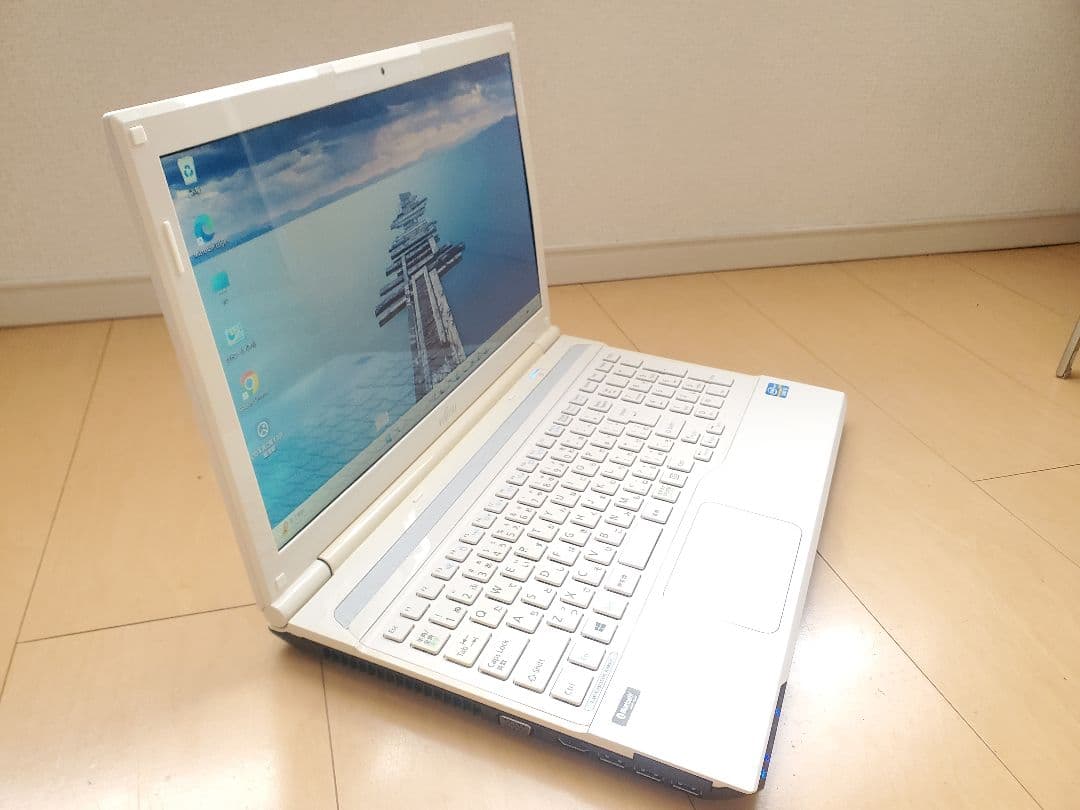超高速富士通/Corei7/SSD512GB/メモリ16GB/オフィス2021