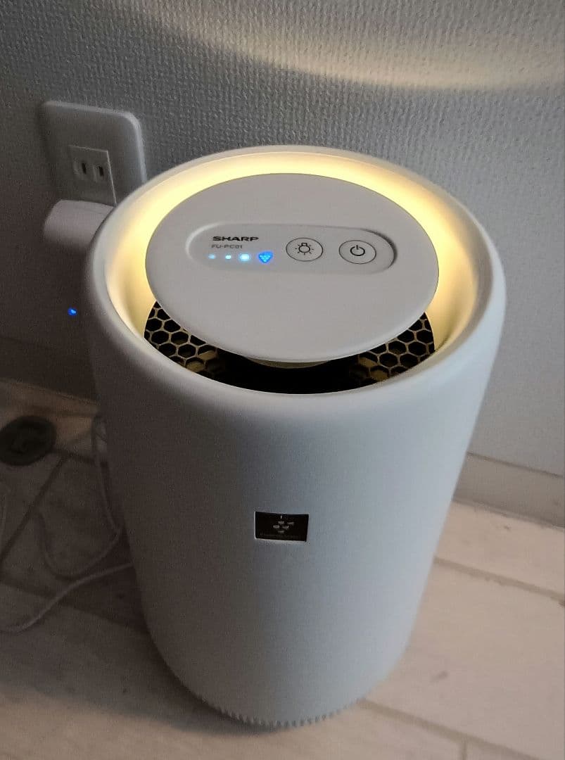 シャープ プラズマクラスター7000搭載 空気清浄機 6畳 FU-PC01-W