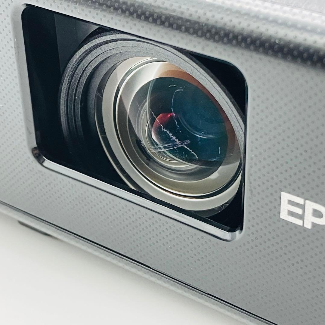 EPSON エプソン dreamio EF-11 ホームプロジェクター