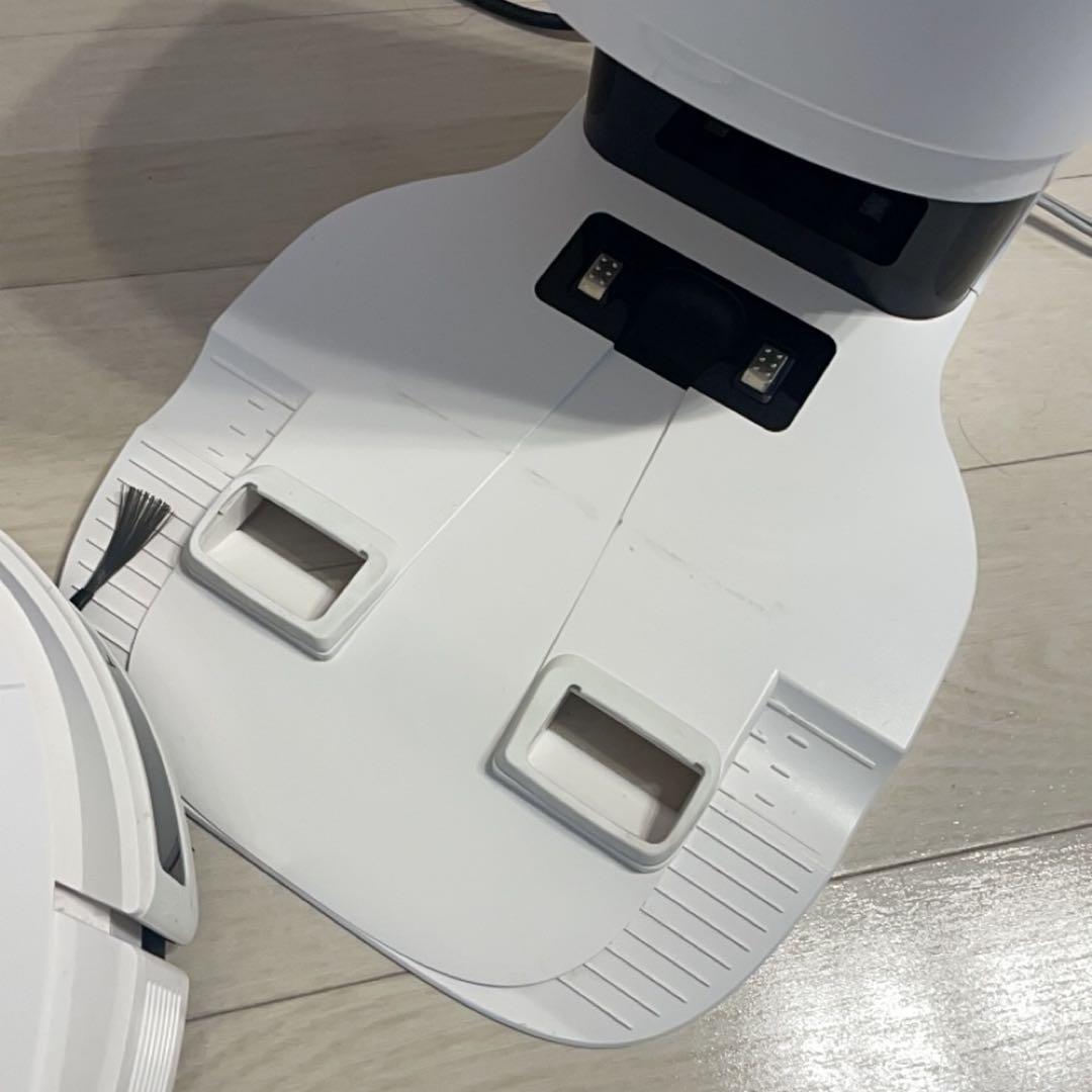 自動排出機能付きロボット掃除機　　DEEBOT　N8　PRO+