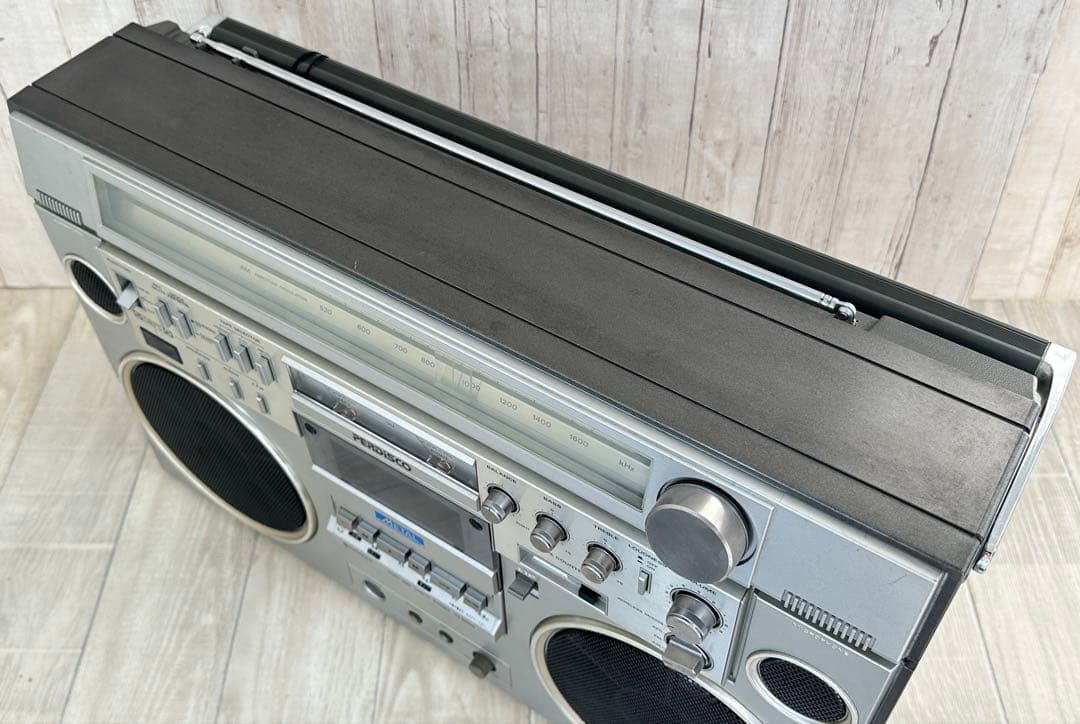 動作品| 日立　HITACHI ラジカセ TRK-8600 昭和レトロ　ラジオ