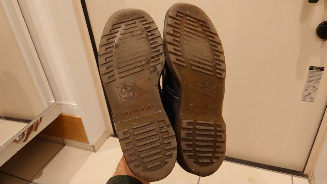 ドクターマーチン　イングランド製