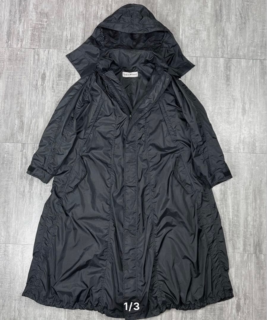 トップス ISSEY MIYAKE Parachute Wind Coat
