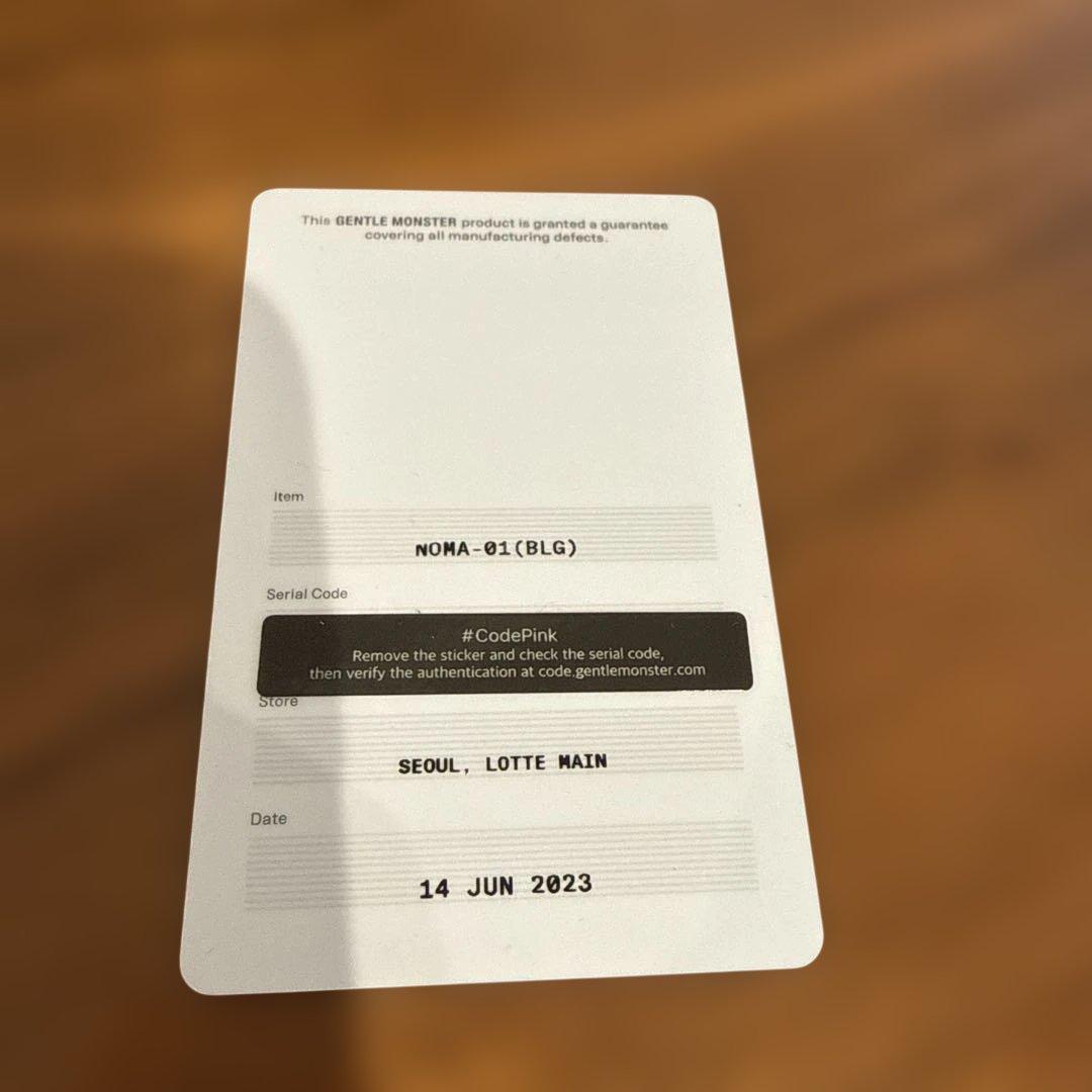 小物 GENTLE MONSTER NOMA