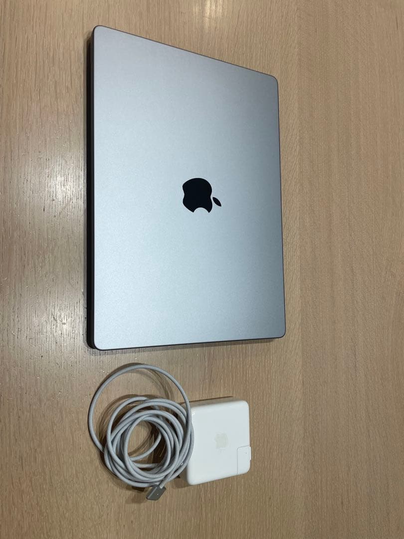 【画面不良あり】MacBook Pro M1 14インチ 16GB 1TB