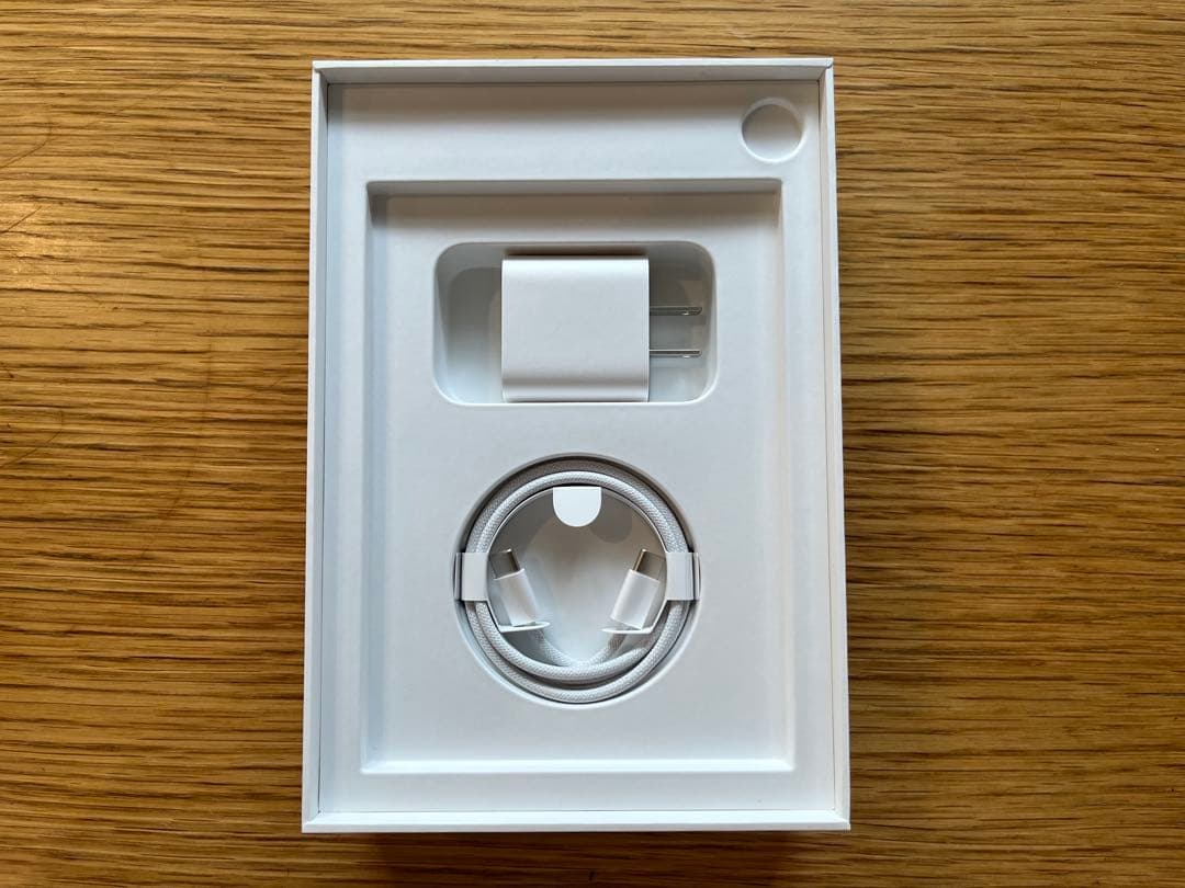 新品同様 iPad mini A17pro 128gb 第７世代