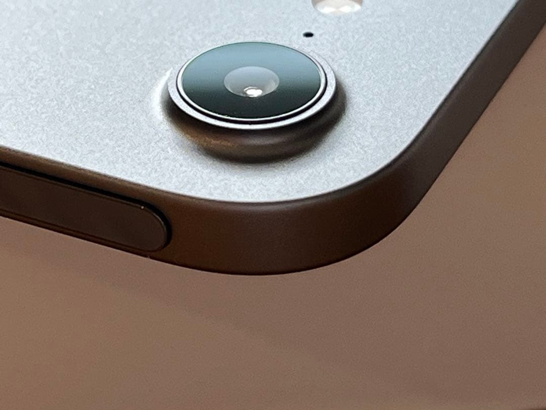 新品同様 iPad mini A17pro 128gb 第７世代