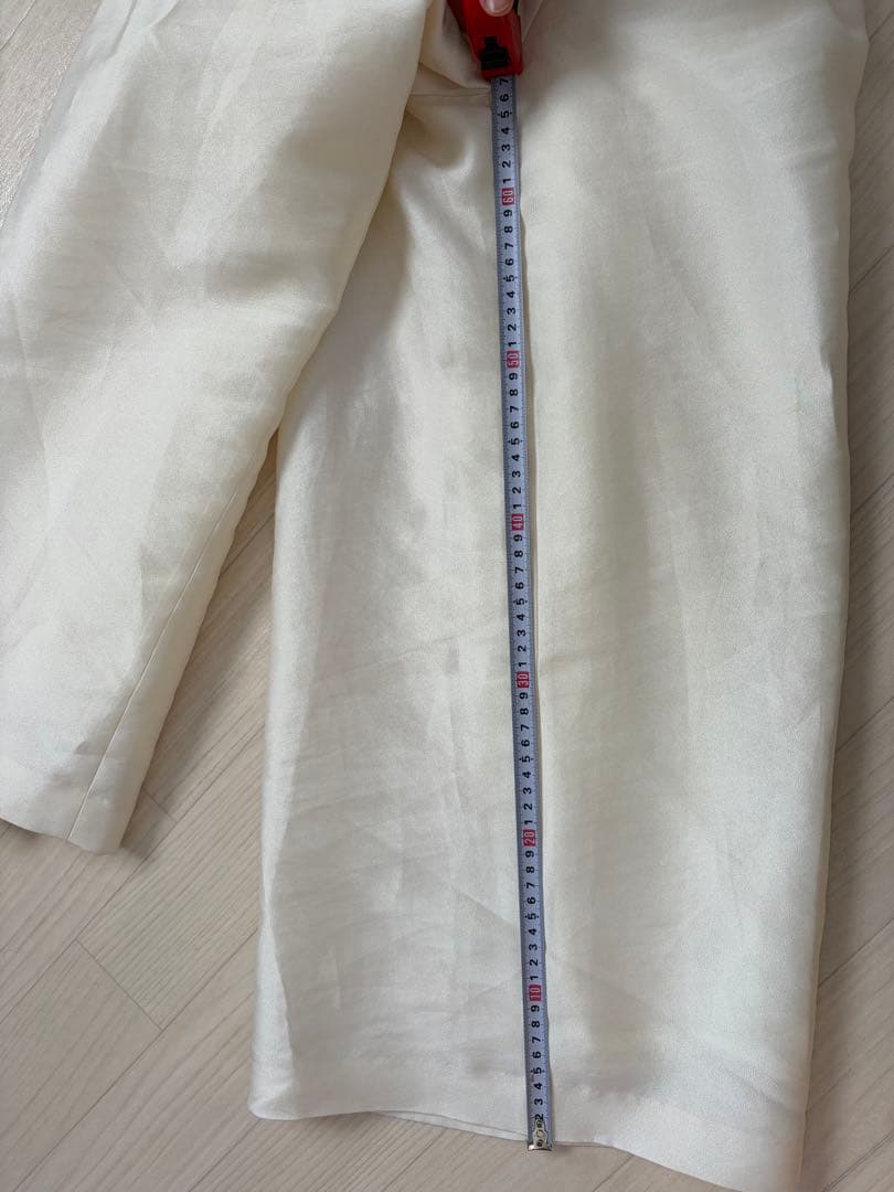 【Heve ヘイブ】シルキーワイドパンツ 38 ホワイト