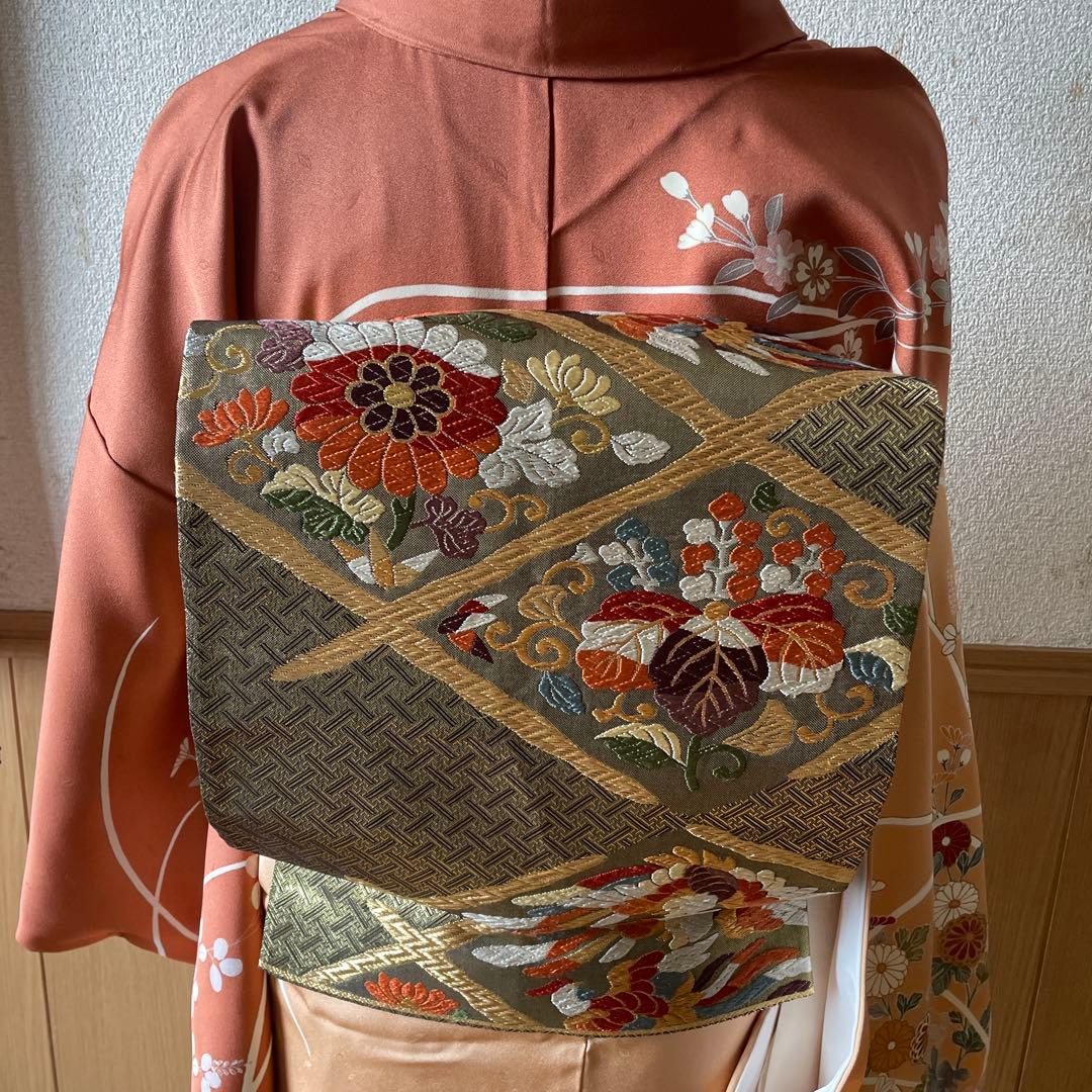 正絹訪問着 ピンクとベージュ 花柄刺繍 着物、帯、帯締め、帯揚げ、長襦袢のセット