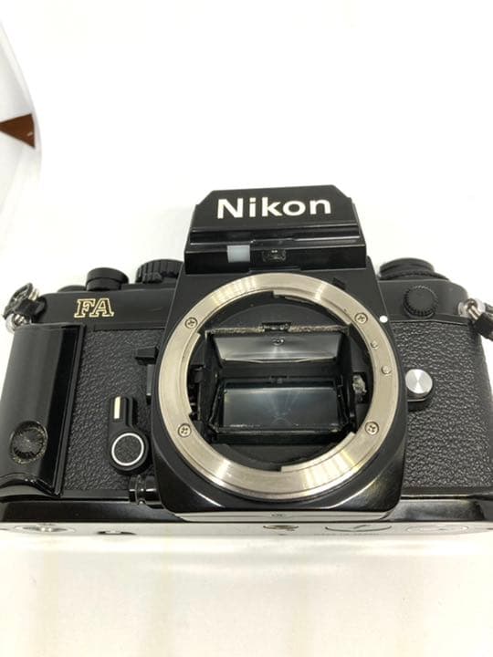 美品動作品 Nikon FA + NIKKORオールドレンズ3本 セット