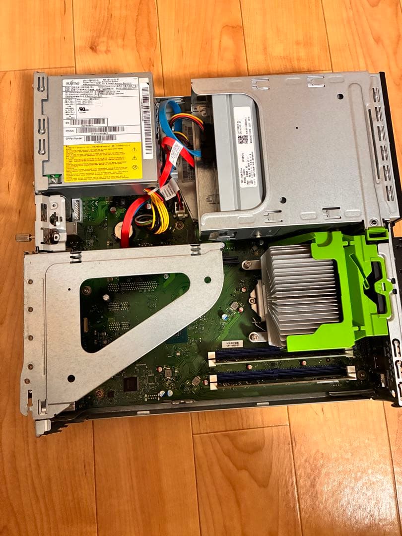 003富士通 ESPRIMO FMVD43001　D588/B　i5 9500