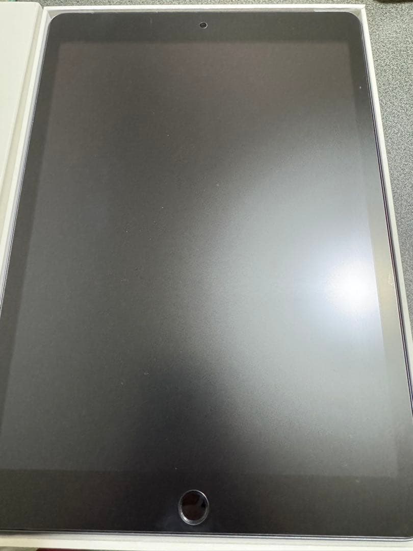 Apple iPad 第9世代 256GB WiFi＋Cellularモデル