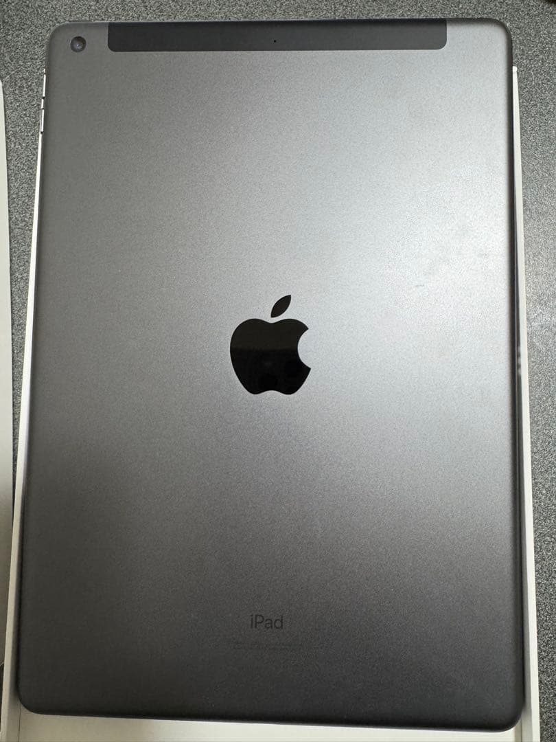 Apple iPad 第9世代 256GB WiFi＋Cellularモデル