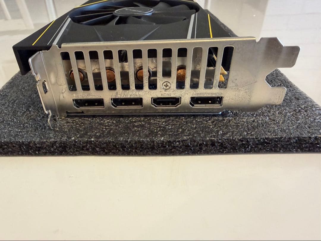 ASRock RX 5700 XT グラフィックボード