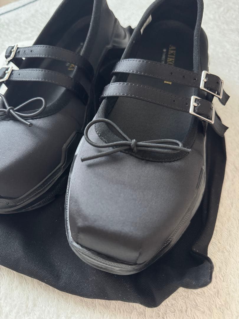 靴 AKIKOAOKI Giselle Satin 39