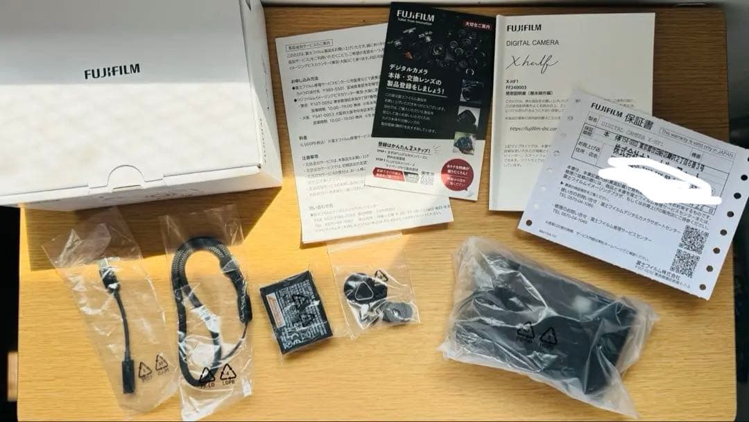 FUJIFILM X-half X-HF1 チャコールシルバー　保証あり
